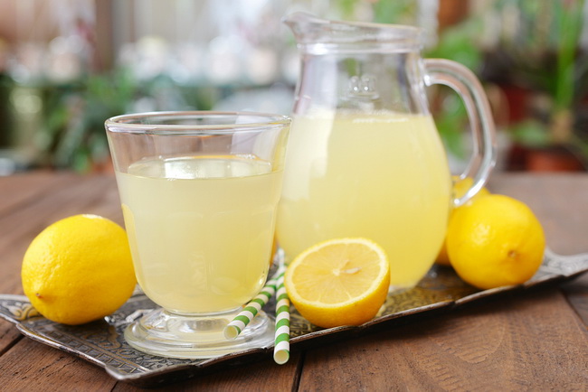 Top 25 Unbelievable Uses for Lemon Juice