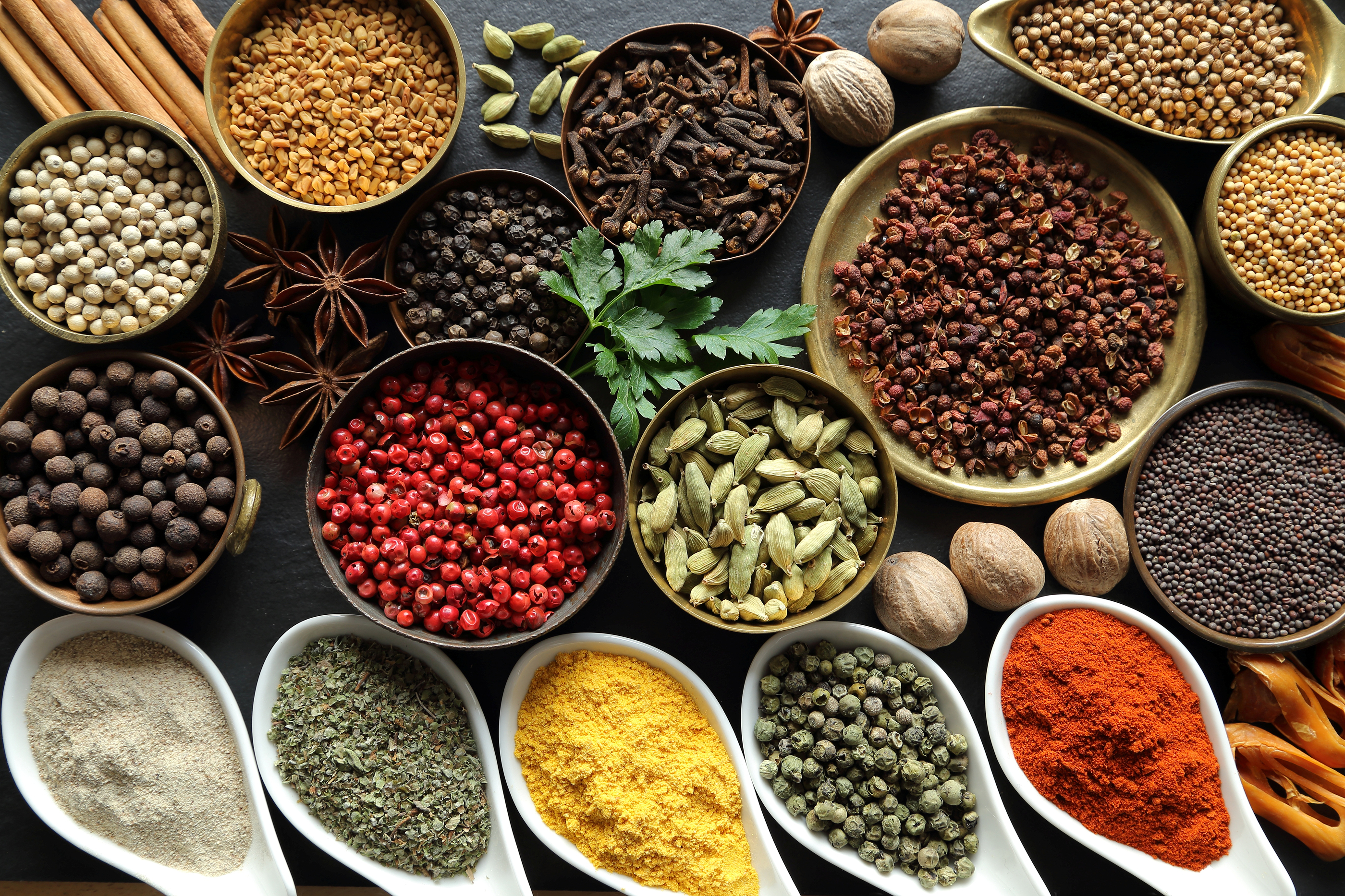 10-spices-that-do-everything-from-preventing-heart-attacks-to-killing