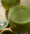 Try This 2 Ingredient Juice For Clear & Glowing Skin Video